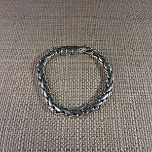 lot 112 image: Large MENS - Sterling Link Bracelet - Awesome Key style security clasp -  36g � Stamped 925