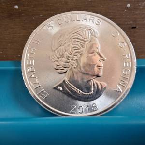 lot 210 image: 2018 1 oz $5 Canadian Silver Wolf  1 Troy oz of .9999 fine silver  1 of four part series