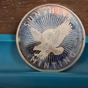 lot 254 image: Sunshine Minting 1 Troy Ounce .999 Fine Silver Bullion  Tax Exempt