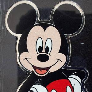 lot 7 image: Mickey Mouse Colorized � oz .999 Fine Silver Collectible in Original Box  Made in 2025