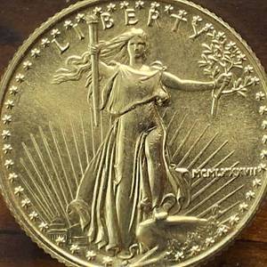 lot 371 image: 2004 USA � oz $10 Gold Eagle Coin  .9167 fine gold (22k)  highly desirable investment