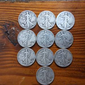 lot 346 image: Lot of 10 1944 Walking Liberty Half Dollars  Circulated 90% Silver (10 coins � 5 dollar face value)