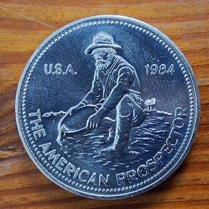 lot 347 image: Bright Uncirculated 1984 ENGELHARD 1 oz .999 Bullion  �The American Prospector� Shine