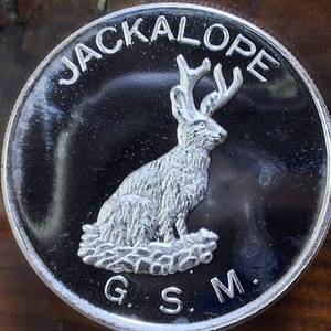 lot 329 image: Silver Bullion Coin (BU) .999 Fine Silver  Balance Beam   World Trade Unit  �Jackalope�