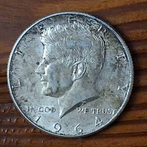 lot 411 image: 1964 Kennedy Half Dollars  90% silver content  circulated condition