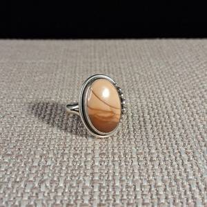 lot 202 image: Large Jasper Ring - Sterling Silver - 6.5g - Reads size 5 due to flat back - Fits larger sz 6 -