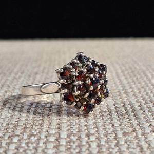 lot 229 image: Size 9 Sterling Ring -  Three Tiers Garnet Cluster Ring -  Trilogy ring - 3.9g - January Birthstone