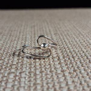 lot 238 image: Adjustable Toe RIng - Dainty little squiggle with center bead - .57g - Sterling Silver