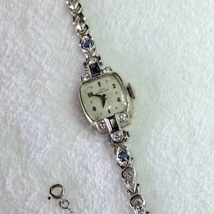 lot 3 image: 14K White Gold - Vintage Lady Hamilton Cocktail Wristwatch Featuring Sapphires and Diamonds - Elegant 22 Jewel - 6 brilliant diamonds (real) - 17.83g total weight