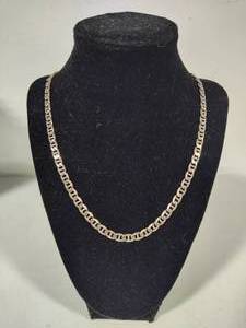 lot 7 image: 925 Sterling Silver Figaro Chain Necklace