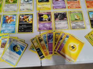 lot 18 image: Huge Pokeman Card Collection