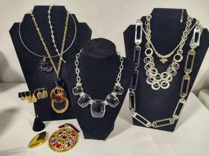 lot 75 image: Liz Claiborne Lot of Costume Jewelry