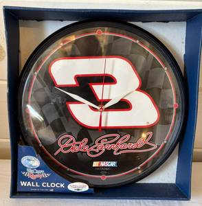 lot 31 image: Dale Earnhardt Sr Battery Powered #3 NASCAR Wall Clock