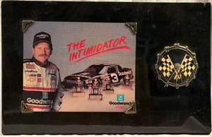 lot 49 image: Dale Earnhardt The Intimidator Racing Collectible Clock