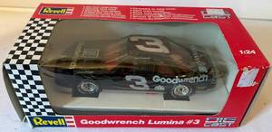 lot 62 image: #3 Goodwrench Lumina of Dale Earnhardt Sr.