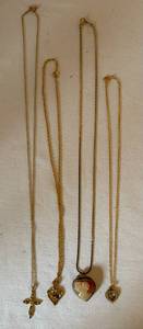lot 86 image: Lot of 4 Costume Jewelry Necklaces