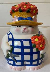 lot 142 image: Vintage Bloomin Cat in the Garden Cat Cookie Jar
