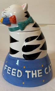 lot 146 image: Vintage Coco Dowley Feed the Cat Cat Cookie Jar