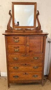 lot 1 image: Antique Oak Highboy Chest of Drawers with Mirror