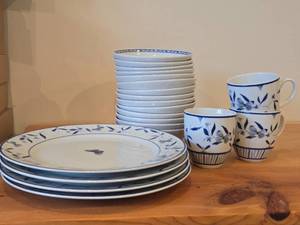 Porcelain Dinnerware - Dinner Plates, Bowls, Coffee Mugs 21-piece - Bluebird Butterfly by Porsgrund (Norway)