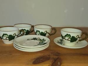 Hand Painted Set of (4) Tea Cups and (4) 6 Saucers - Poppy Trail California Ivy by Metlox