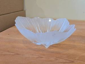 Vintage Handmade Crystal Bowl - Anenome by Mats Johansson Maleras (Sweden)