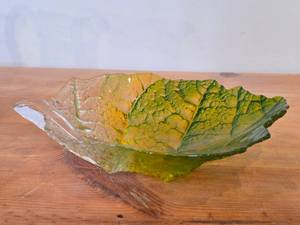 Crystal Glass Bowl by Maleras (Sweden)  Leaf pattern  (greenyellow hue)