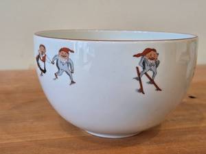 Christmas Nisse Red Gnome Elf theme Porcelain Round Large Serving Bowl by Porsgrund (Norway)