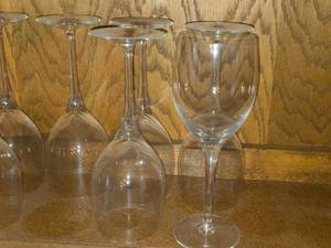Lot of (5) 9 14 Wine Glasses