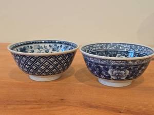 Lot of (2) Vintage Porcelain Japanese Asian Serving Bowls  Ko-Imari or Anita style  Floral pattern  (hand-painted blue and white)
