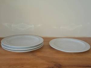 Lot of (4) 10 12 Dinner Plates - Damask by Easterling