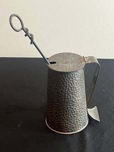 lot 29 image: Cape Cod Hanging Mayflower Kettle Smudge Pot