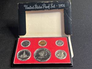 lot 92 image: 1976 United States Proof Set Bicentennial - 6-Coin Silver Set