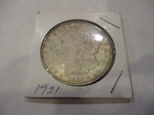 lot 40 image: 1921 MORGAN SILVER DOLLAR COIN