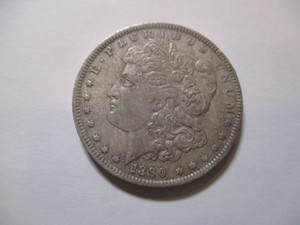 lot 46 image: 1890 MORGAN SILVER DOLLAR COIN
