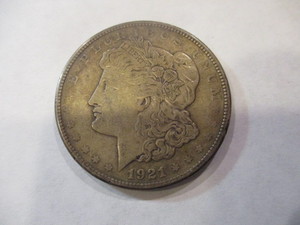 lot 80 image: 1921 MORGAN SILVER DOLLAR COIN