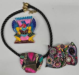 SC - Graceful Geoponics Resin Brooch Signed P. Hempe - Hand Painted Balsamwood Brooch - Bellows Pendant