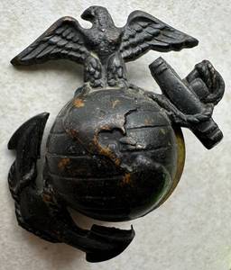 USMC Eagle Globe & Anchor Hat Badge Insignia 1-12 Screw Back
