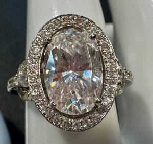 Sterling Silver Ring with Oval Cubic Zirconia Center Stone - Size 8.25
