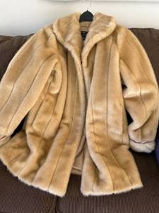 Dennis Basso Faux Fur Coat Beige Shawl Collar Womens Large VG
