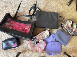 Lot of 8 Cosmetic Bags Totes Mary Kay Signature PRAI Assorted