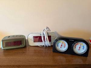 Westclox Timex La Crosse Clock Weather Meter 3 Pc Desk Lot