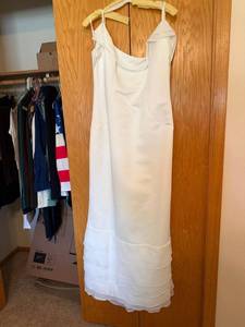 Ivory Formal Dress Style 95388 Size 16 Ruffle Hem Spaghetti Strap