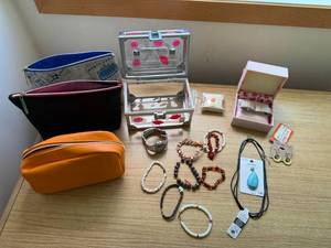 Mixed Fashion Jewelry Accessory Lot Brighton Armitron Bead Landing