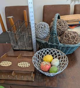 Decorative Baskets & Wall Organizer (Lot of 7)