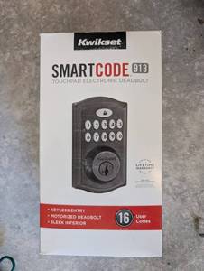 Kwikset SmartCode 913 Touchpad Electronic Deadbolt