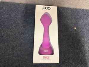 lot 87 image: Pop Sonic Spade Facial Cleanser