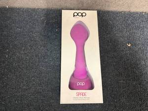 lot 88 image: Pop Sonic Spade Facial Cleanser