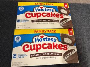 lot 148 image: 2 Family Packs Of Hostess Cupcakes