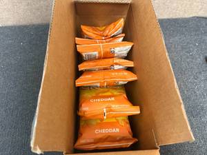 lot 188 image: 8 Bags Of Goldfish Crisps - Cheddar